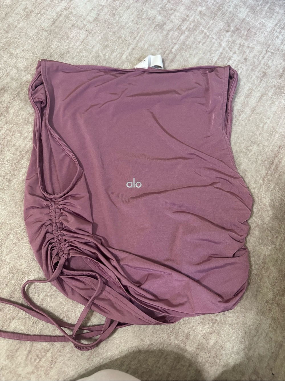 Alo yoga standout cowl tank size small - Picture 4 of 4